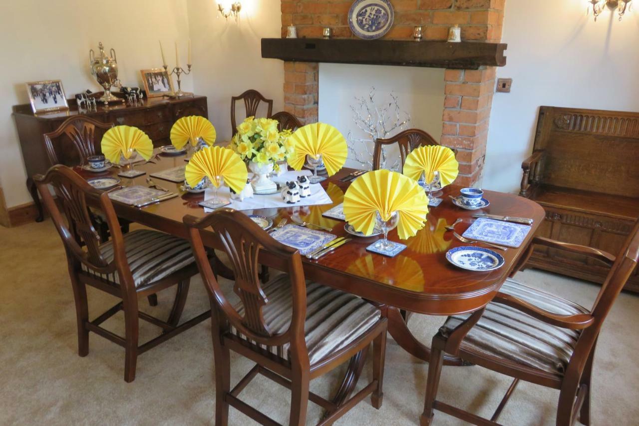 Corner Farm Bed & Breakfast Crewe Ngoại thất bức ảnh